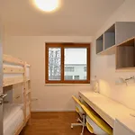 Lejlighed Efi Holzova 28 *