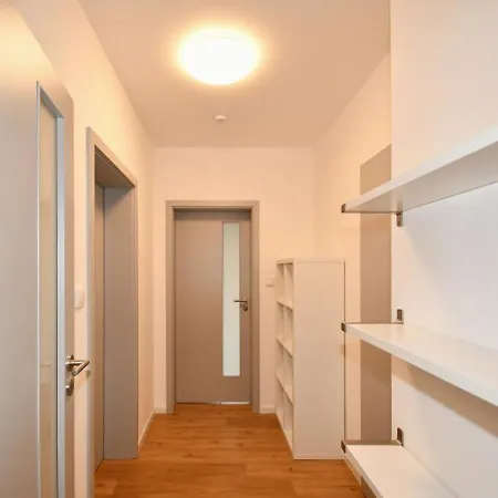 Efi Holzova 28 Apartment