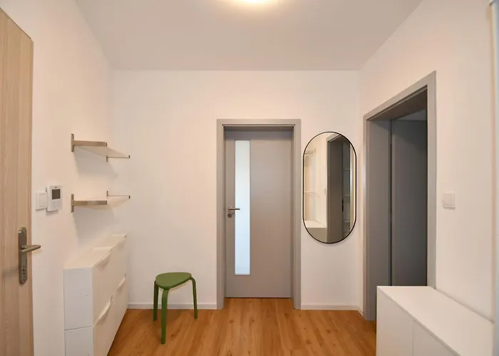 Efi Holzova 28 Daire Brno